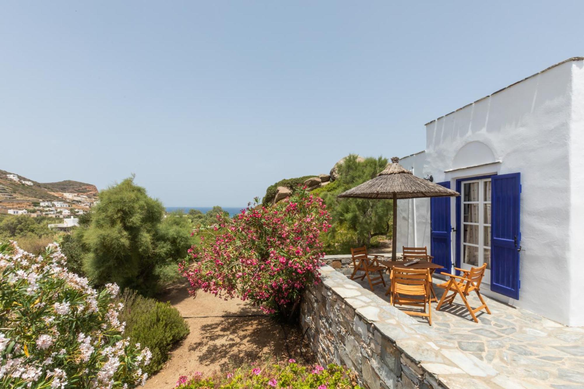 Sunrock Suites Stelida  Esterno foto